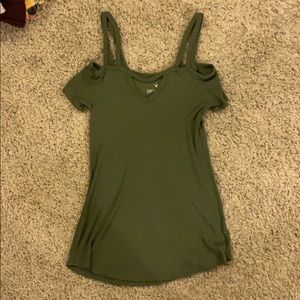 forest green off the shoulder hollister shirt